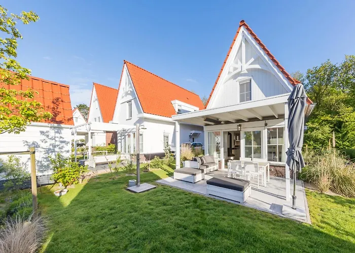 Luxurious, Stately Villa With Patio Heater, In A Holiday Park 1Km From The Beach