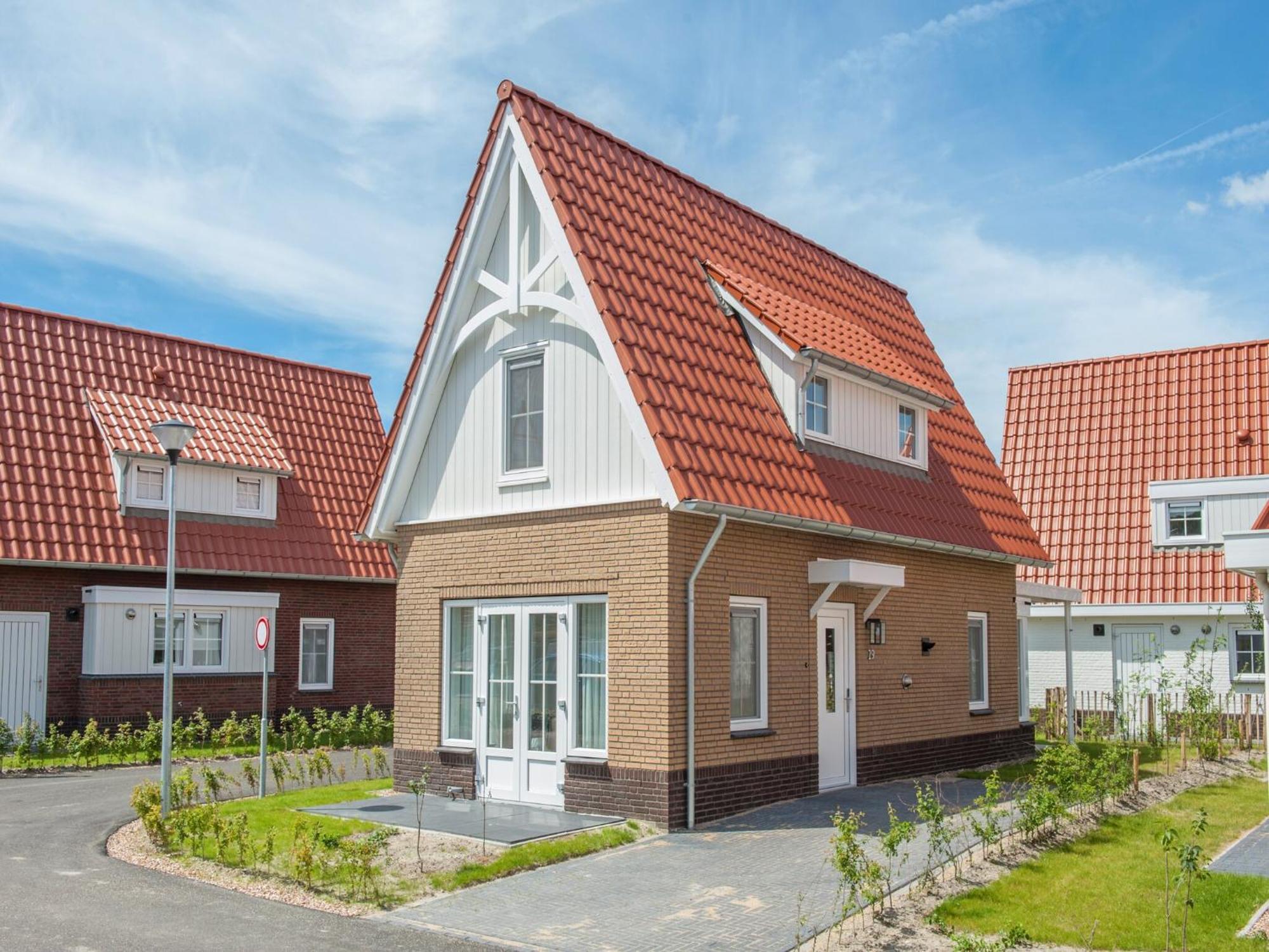 Luxurious, Stately With Patio Heater, In A 1km From The Villa