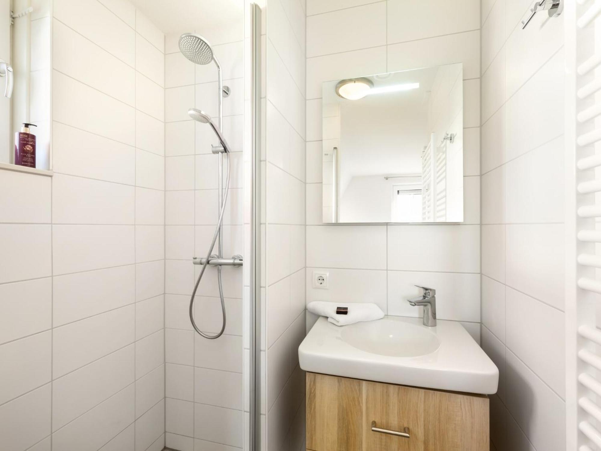 Villa Luxurious, Stately With Patio Heater, In A 1km From The Koudekerke